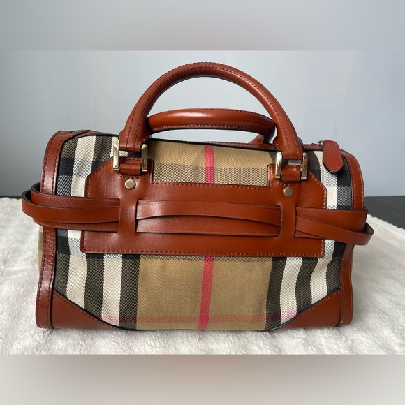 Burberry Brown and Tan Plaid Duffel women Bag - Picture 4 of 16